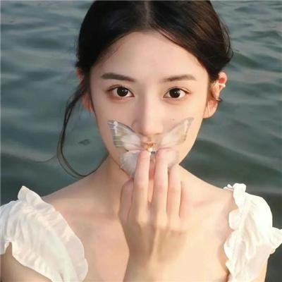 姐妹双行之巴黎护照
